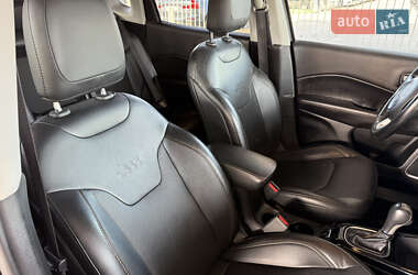 Внедорожник / Кроссовер Jeep Compass 2020 в 