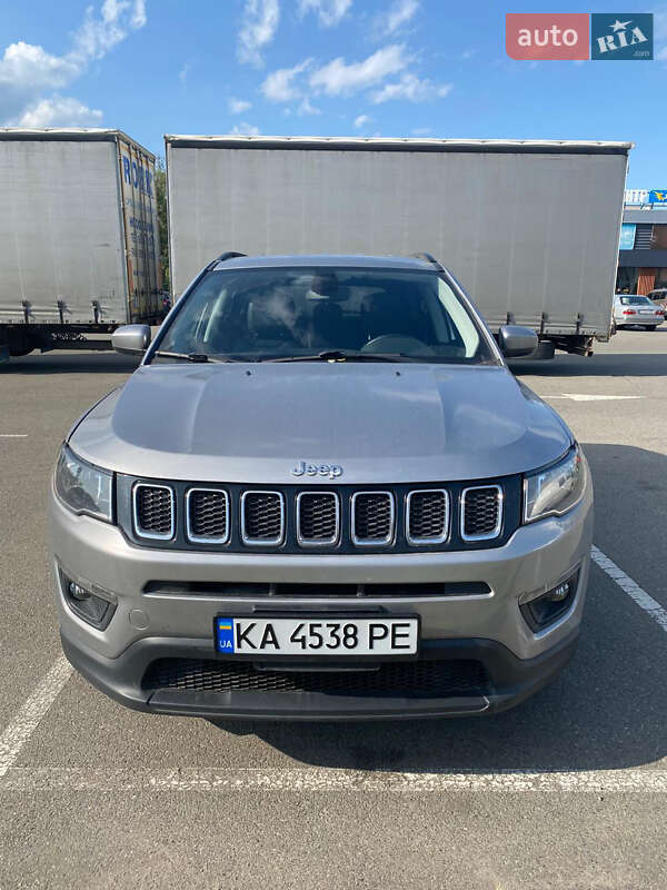 Внедорожник / Кроссовер Jeep Compass 2019 в Киеве