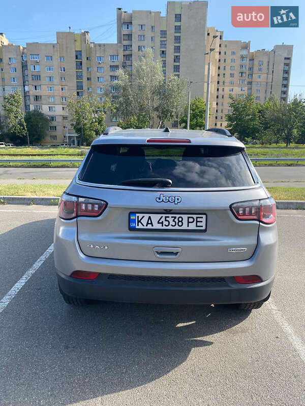 Внедорожник / Кроссовер Jeep Compass 2019 в Киеве