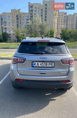 Внедорожник / Кроссовер Jeep Compass 2019 в 