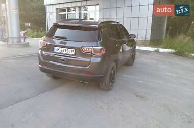 Внедорожник / Кроссовер Jeep Compass 2019 в 