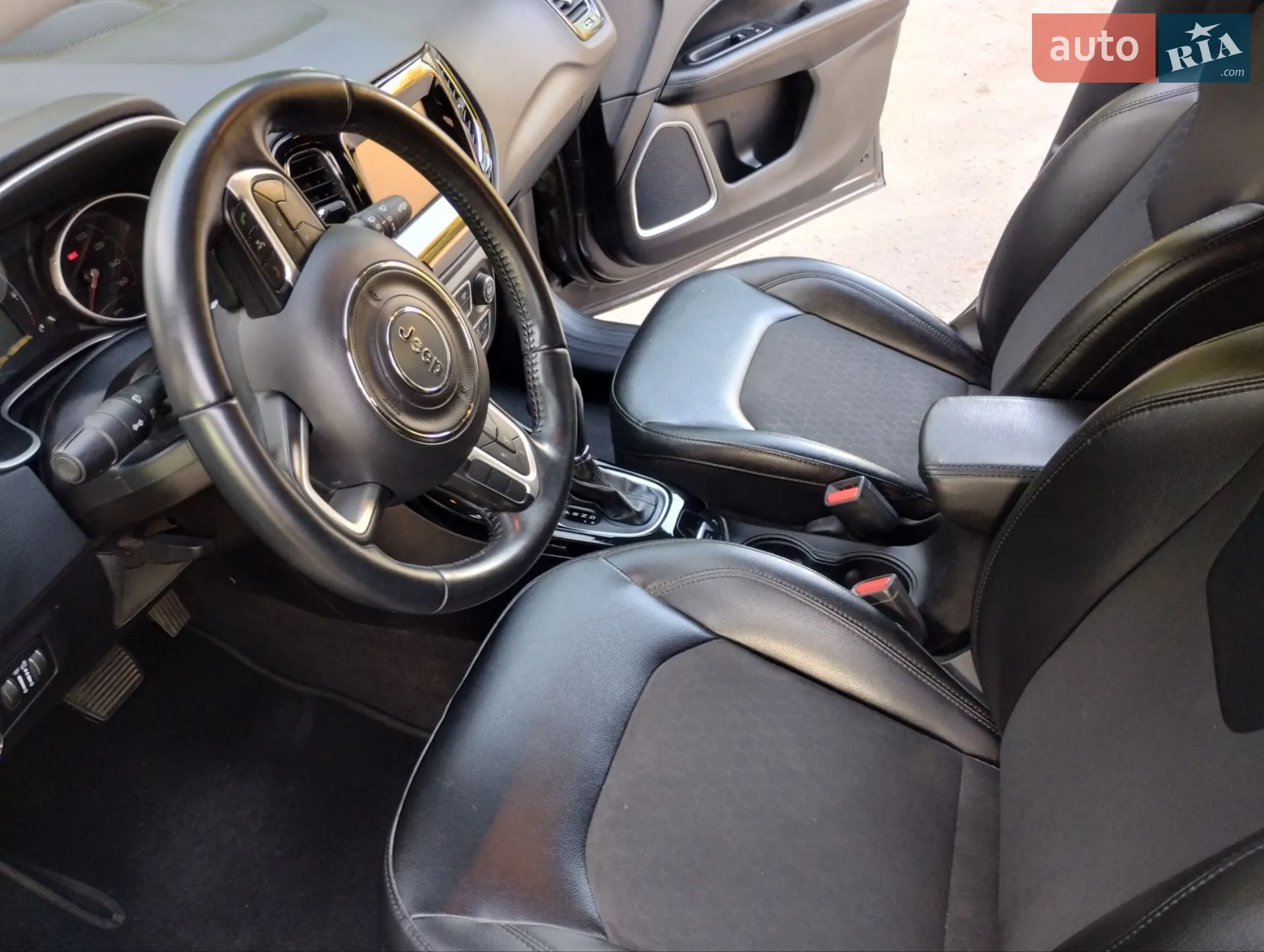 2019 Jeep Compass - мініатюра 12