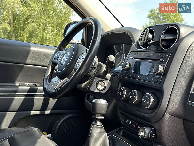 Внедорожник / Кроссовер Jeep Compass 2011 в Киеве