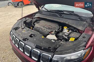 Позашляховик / Кросовер Jeep Compass 2021 в 