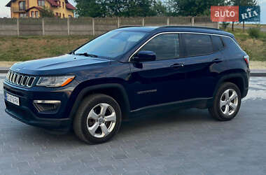 Внедорожник / Кроссовер Jeep Compass 2017 в 