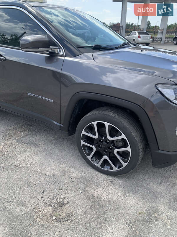 Внедорожник / Кроссовер Jeep Compass 2017 в Березане