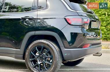 Внедорожник / Кроссовер Jeep Compass 2021 в 
