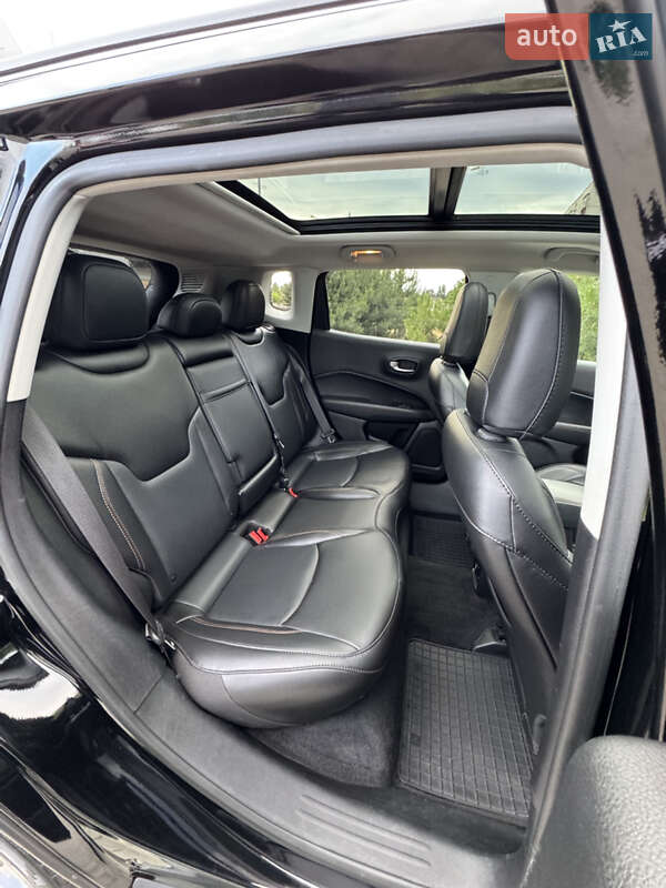 Внедорожник / Кроссовер Jeep Compass 2019 в Харькове