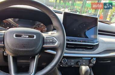 Внедорожник / Кроссовер Jeep Compass 2022 в 