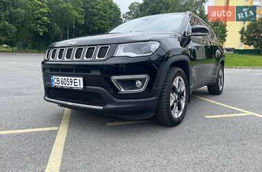 Внедорожник / Кроссовер Jeep Compass 2018 в 