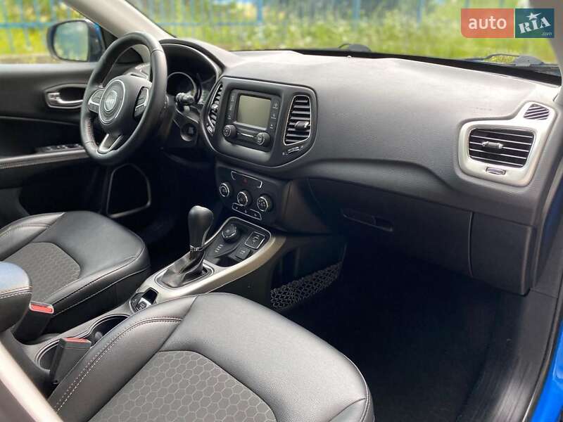 Внедорожник / Кроссовер Jeep Compass 2018 в Киеве