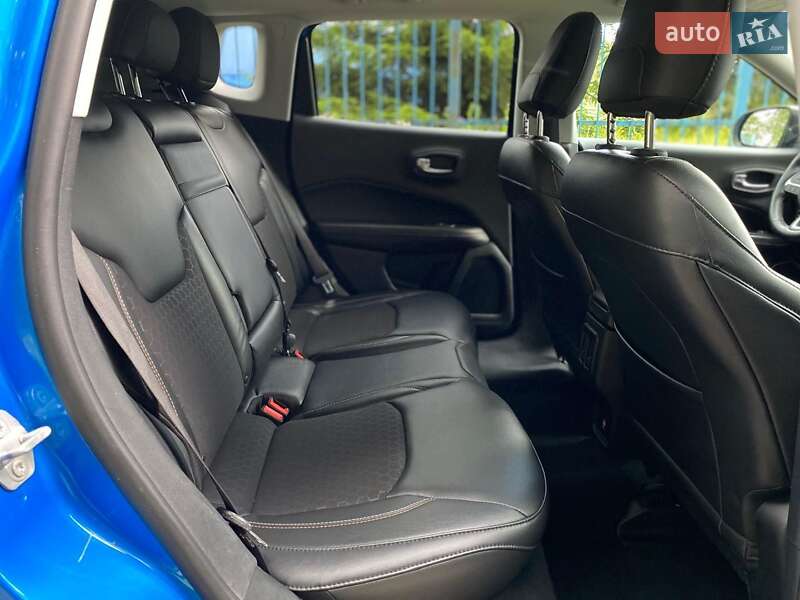 Внедорожник / Кроссовер Jeep Compass 2018 в Киеве