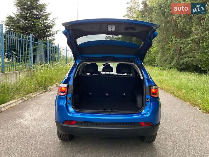 Внедорожник / Кроссовер Jeep Compass 2018 в Киеве