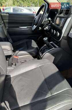 Позашляховик / Кросовер Jeep Compass 2014 в 