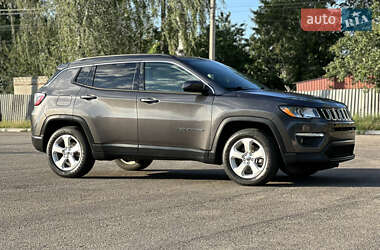 Внедорожник / Кроссовер Jeep Compass 2019 в 