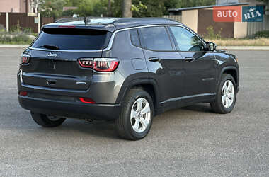 Внедорожник / Кроссовер Jeep Compass 2019 в 