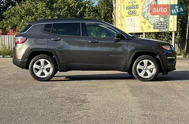 Внедорожник / Кроссовер Jeep Compass 2019 в 