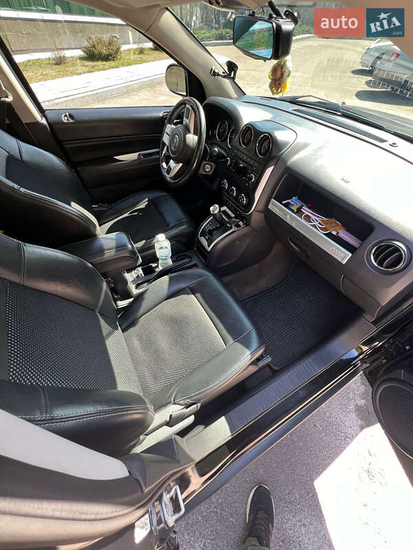 Позашляховик / Кросовер Jeep Compass 2016 в Новгород-Сіверському