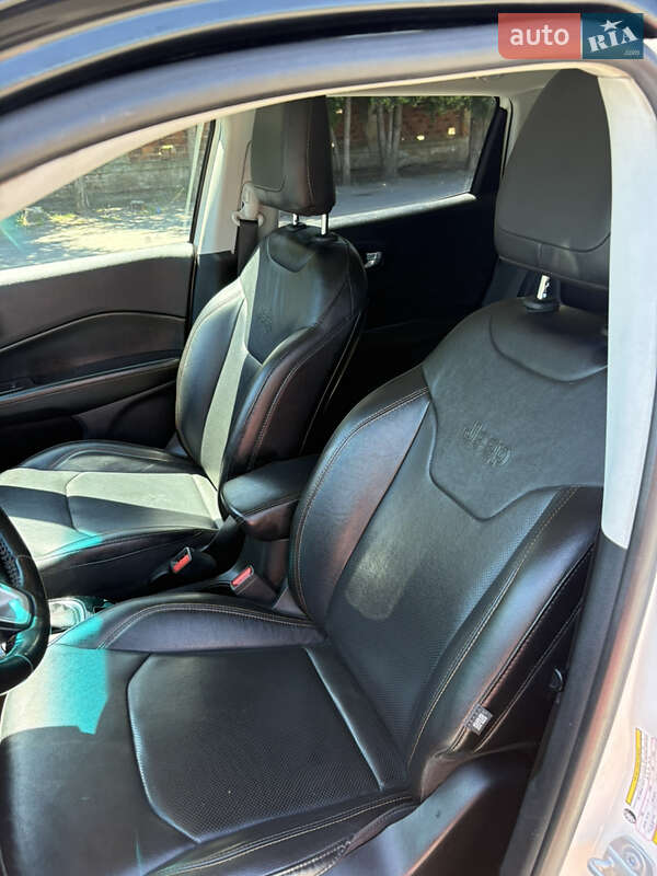 Внедорожник / Кроссовер Jeep Compass 2020 в Ужгороде