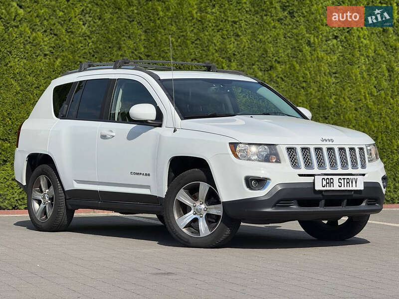 Внедорожник / Кроссовер Jeep Compass 2015 в Стрые