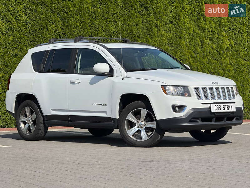 Внедорожник / Кроссовер Jeep Compass 2015 в Стрые