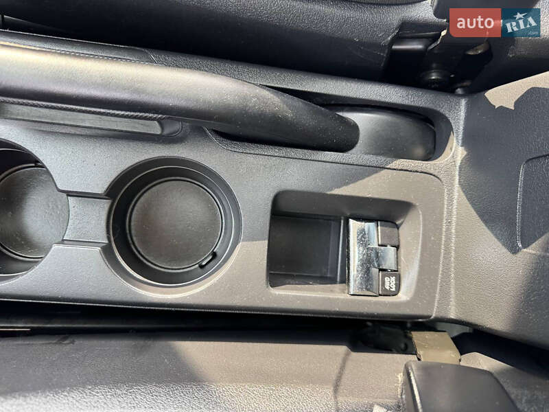 Внедорожник / Кроссовер Jeep Compass 2015 в Стрые