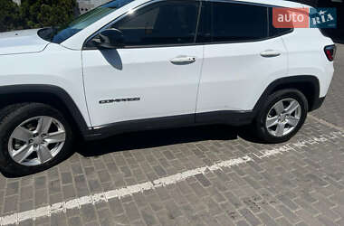 Внедорожник / Кроссовер Jeep Compass 2022 в 