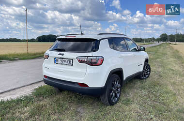 Внедорожник / Кроссовер Jeep Compass 2021 в 