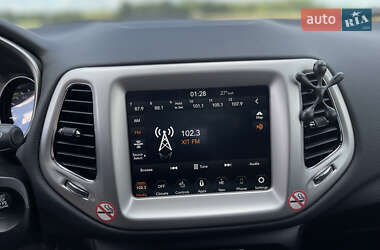 Внедорожник / Кроссовер Jeep Compass 2021 в 