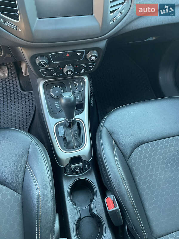 Позашляховик / Кросовер Jeep Compass 2019 в Києві