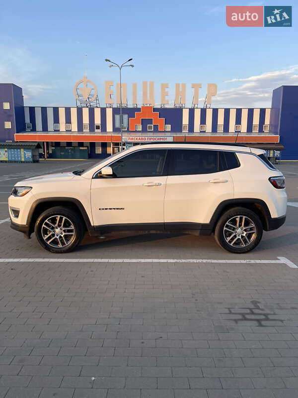 Внедорожник / Кроссовер Jeep Compass 2020 в Сумах