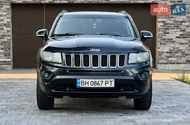 Внедорожник / Кроссовер Jeep Compass 2015 в 