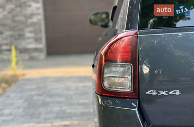 Внедорожник / Кроссовер Jeep Compass 2015 в 