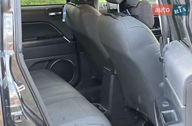 Внедорожник / Кроссовер Jeep Compass 2015 в 