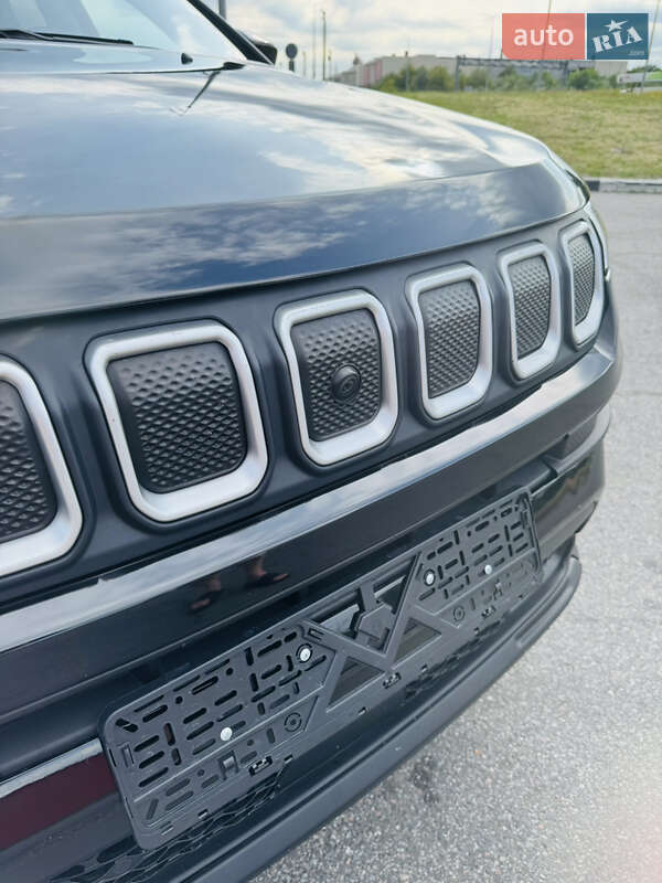 Внедорожник / Кроссовер Jeep Compass 2022 в Киеве