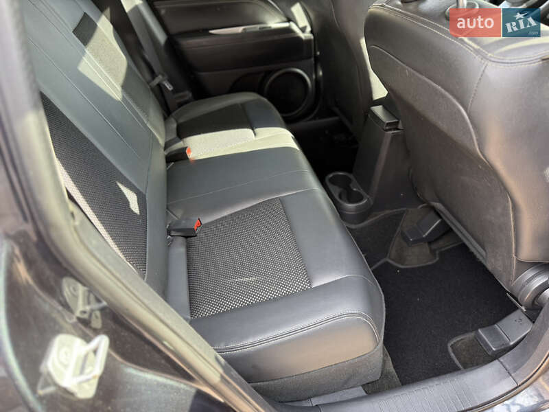 Внедорожник / Кроссовер Jeep Compass 2014 в Киеве