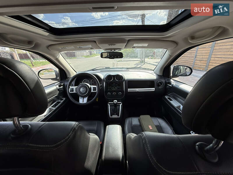 Внедорожник / Кроссовер Jeep Compass 2014 в Киеве