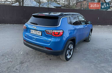 Внедорожник / Кроссовер Jeep Compass 2017 в 