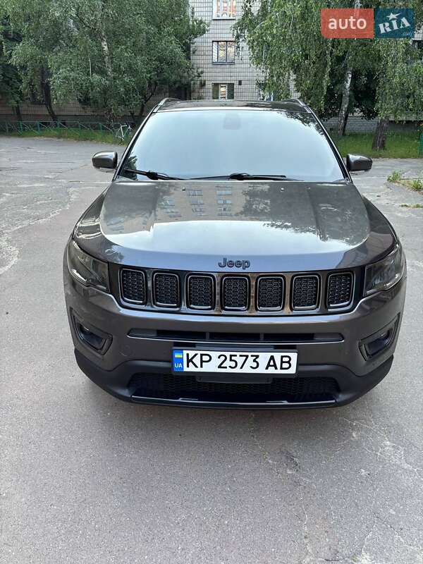 Внедорожник / Кроссовер Jeep Compass 2019 в Киеве