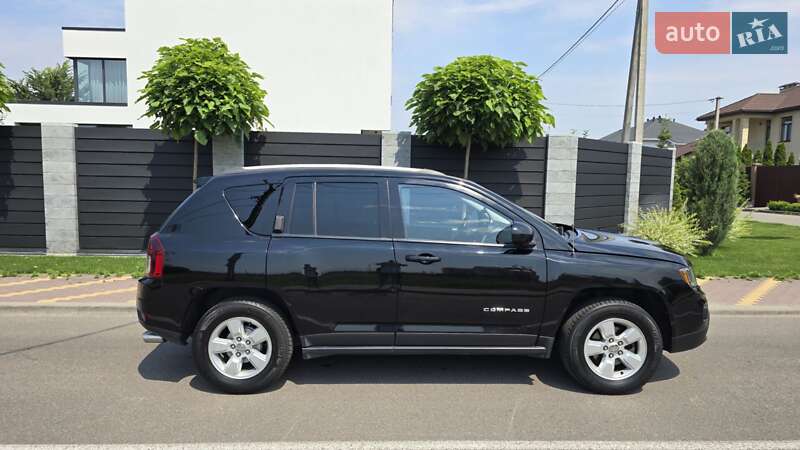 Внедорожник / Кроссовер Jeep Compass 2015 в Киеве
