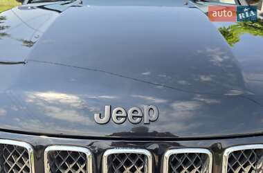 Внедорожник / Кроссовер Jeep Compass 2015 в 