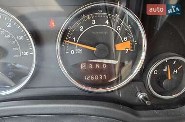 Внедорожник / Кроссовер Jeep Compass 2015 в 