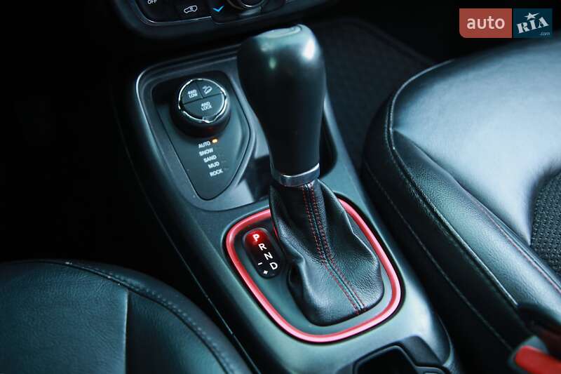 Внедорожник / Кроссовер Jeep Compass 2019 в Харькове