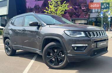 Внедорожник / Кроссовер Jeep Compass 2018 в Киеве