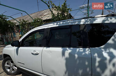 Внедорожник / Кроссовер Jeep Compass 2011 в 