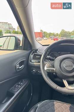Внедорожник / Кроссовер Jeep Compass 2020 в 