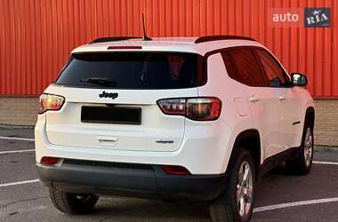 Внедорожник / Кроссовер Jeep Compass 2017 в 
