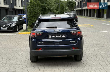 Внедорожник / Кроссовер Jeep Compass 2017 в 