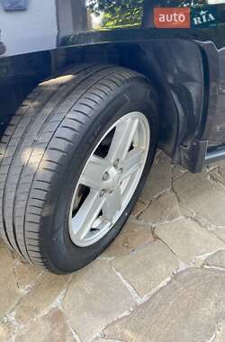 Внедорожник / Кроссовер Jeep Compass 2007 в 