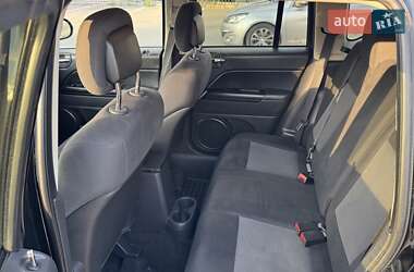 Внедорожник / Кроссовер Jeep Compass 2013 в 